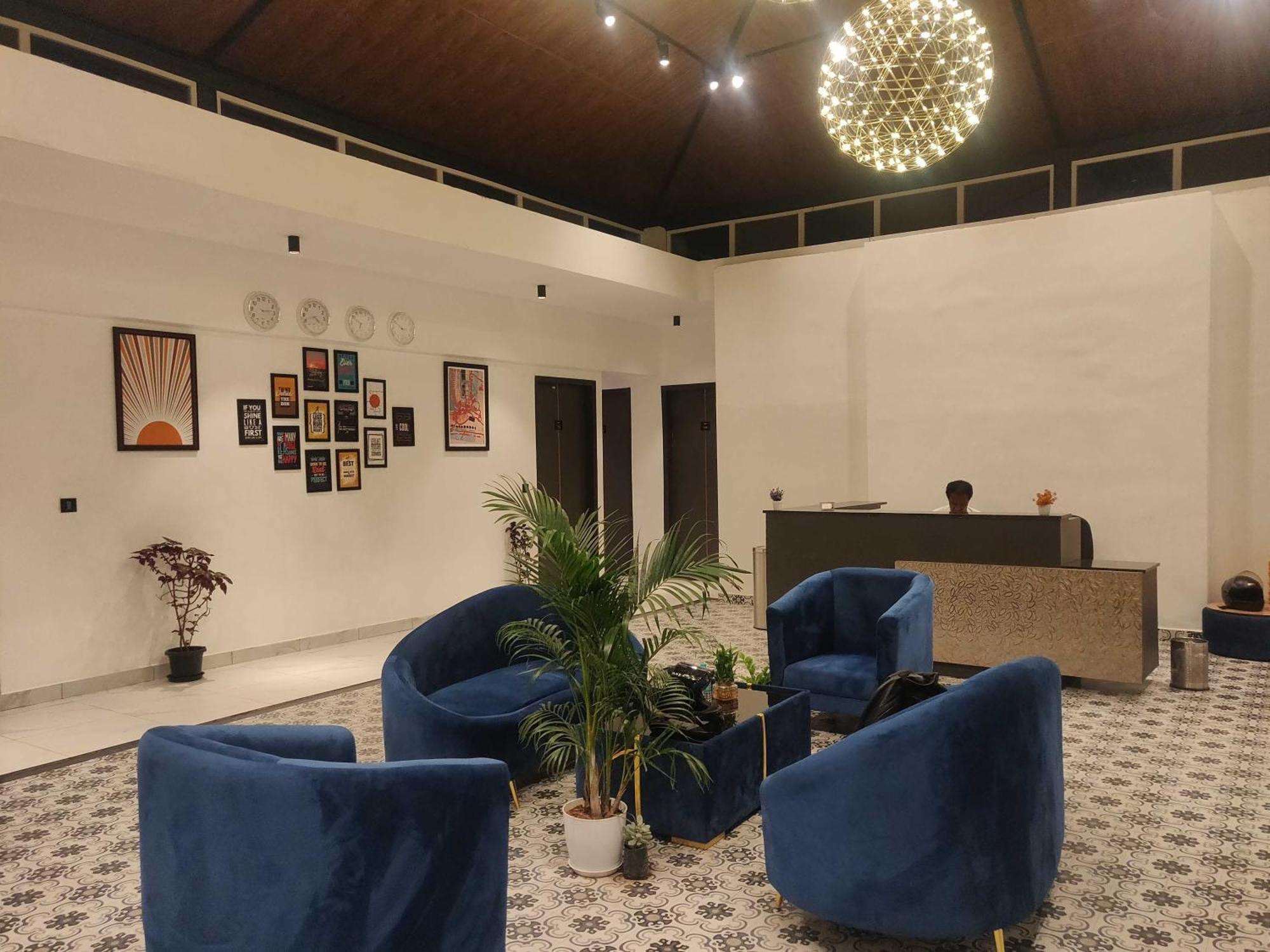 Super Townhouse Shivamogga Formerly Karthik Bhavan 외부 사진