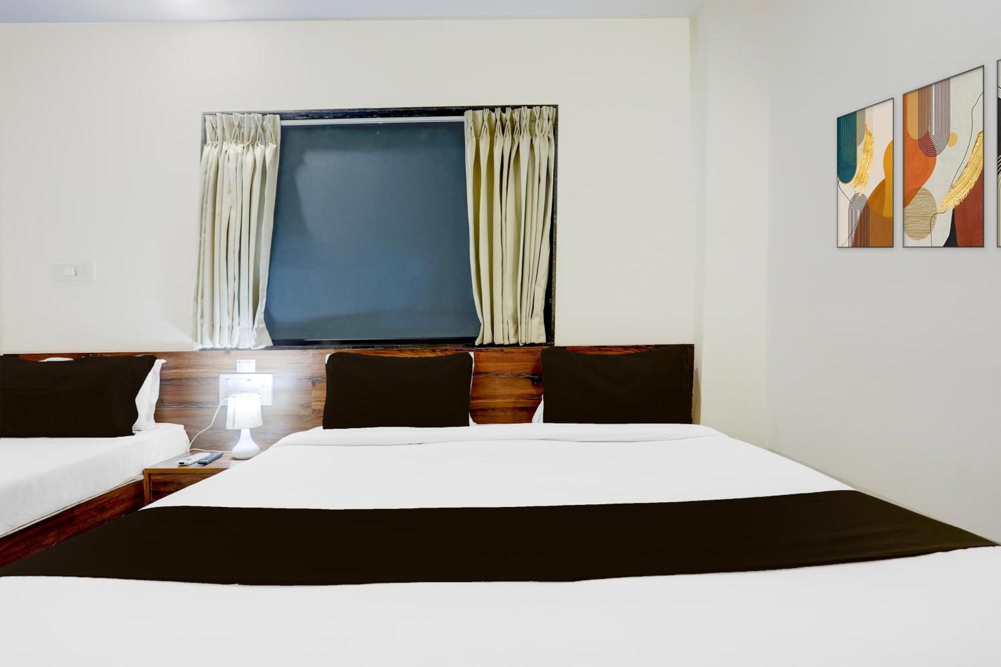 Super Townhouse Shivamogga Formerly Karthik Bhavan 외부 사진