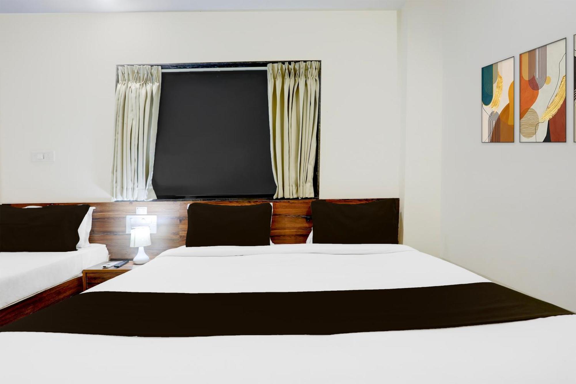 Super Townhouse Shivamogga Formerly Karthik Bhavan 외부 사진